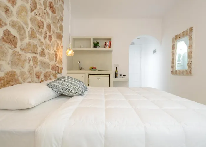 Simos Luxury Apartments