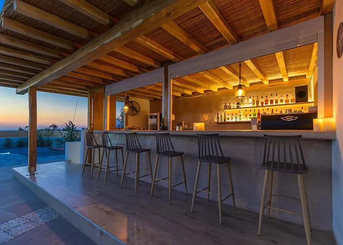 Naxos Finest Hotel & Villas